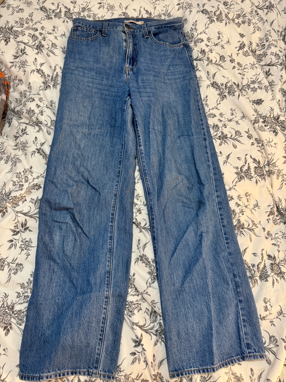 Levi’s High Waisted Straight-Leg Blue Jeans